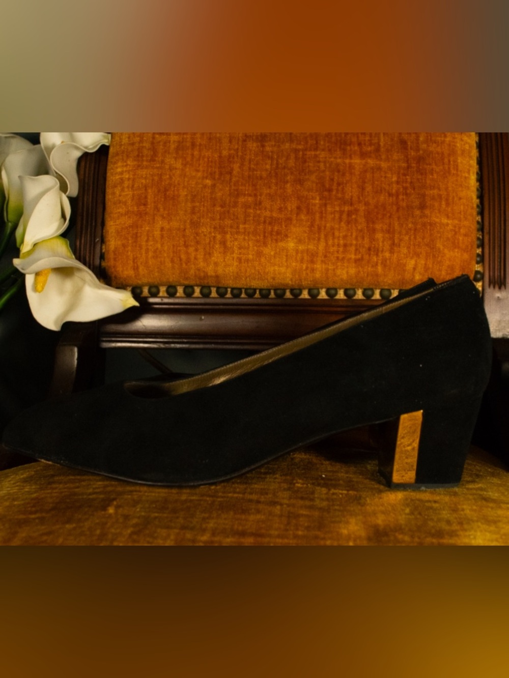 SIZE 9 Vintage St. John Black Suede Low Heel (Collector’s Delight)